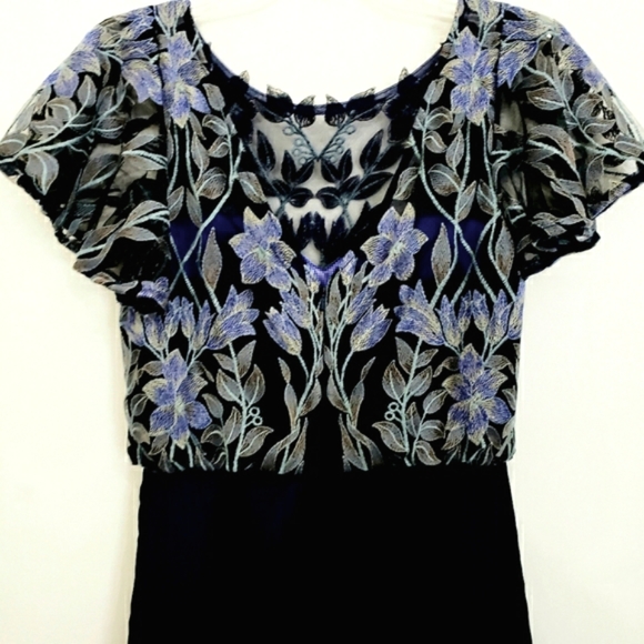 Nwot JS Collections Embroidered Floral lace Flutter Sleeve Pleated Navy … - Picture 10 of 17